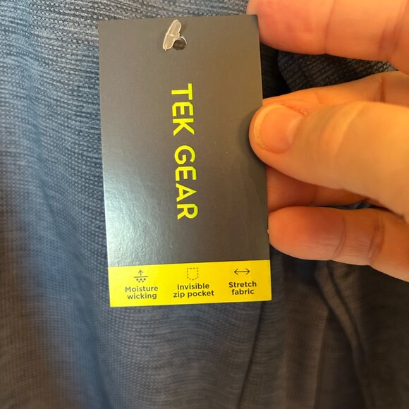 Tek Gear Dry Tek Long Sleeve Men's Shirt - Dark Blue - Medium - NWT - Picture 5 of 8